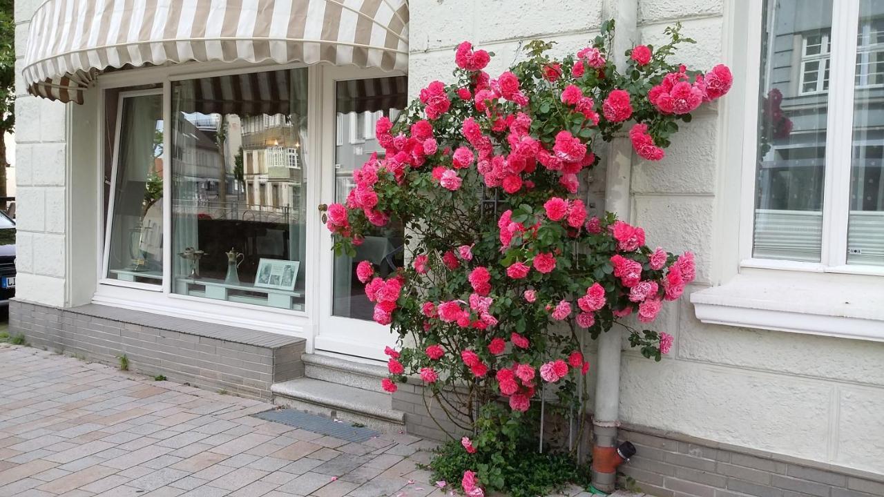 Hotel & Cafe Kleinergruenauer باد سالزفلن المظهر الخارجي الصورة